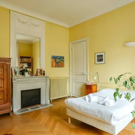 Διαμέρισμα Veeve By Boulevard De Courcelles *